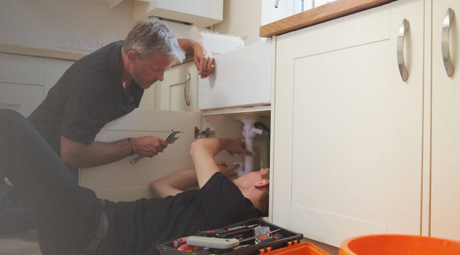 Professional burst pipe repair services in Jonesboro, TX